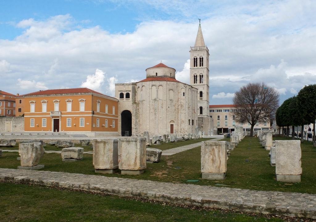 Apartment Domalu Old Town Zadar Eksteriør billede